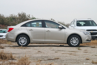 2016款科鲁兹1.5L手动经典SL MT