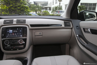 2014款 奔驰R400 3.0T自动4MATIC豪华型