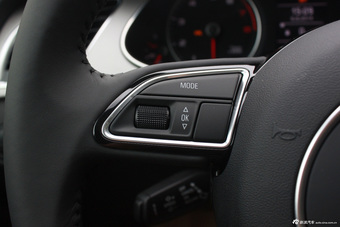 2015款奥迪A4L到店实拍