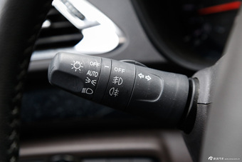 2015款传祺GS4 200T G-DCT尊贵版