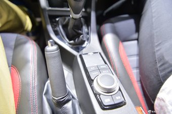 东南V5 plus摇滚版