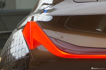 BMW VISION NEXT 100