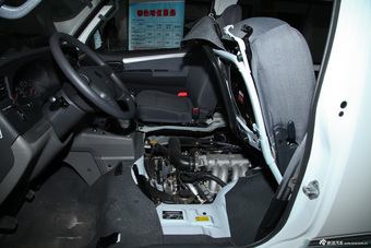 2011款金杯海狮2.0L豪华型