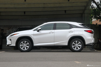 2016款雷克萨斯RX 2.0T自动200t两驱精英版
