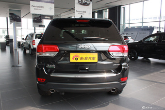 2014款大切诺基柴油版到店实拍