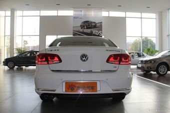 2012款迈腾1.8TSI领先型