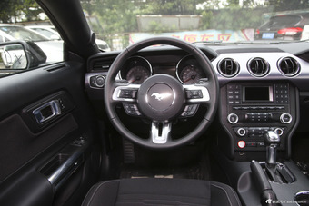 2016款野马2.3T自动性能版