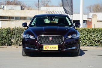2016款捷豹XF 3.0T自动两驱风华版
