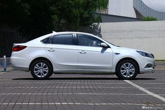 2015款逸动纯电动尊贵型