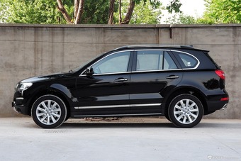 2015款哈弗H8 2.0T四驱尊贵型