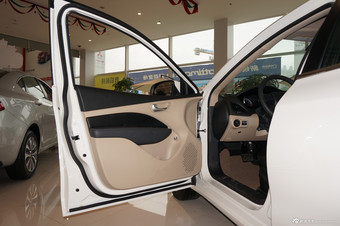 2014款菲翔 到店实拍