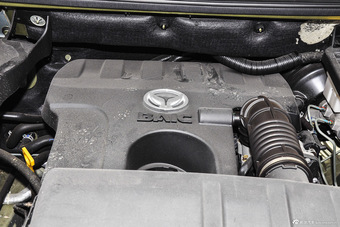 2016款北汽幻速S3 1.5L手动舒适型