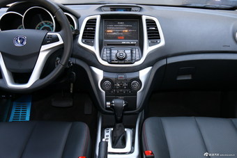 2015款逸动纯电动尊贵型