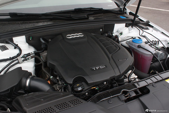 2015款奥迪A4L到店实拍