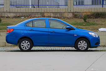 2013款赛欧三厢1.4L手动理想幸福版