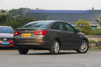 2015款英朗1.5L自动豪华型15N