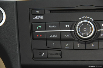 2014款海马汽车M8 2.0L自动豪华型