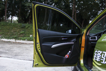 2014款锋驭1.6L CVT精英型