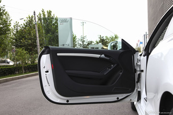 2014款 奥迪A5 Coupe 40TFSI