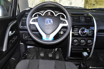 2014款长安CX20 1.4L手动运动版国5