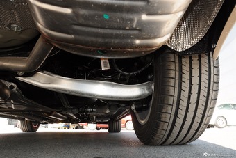 2015款君威1.6T自动领先技术型