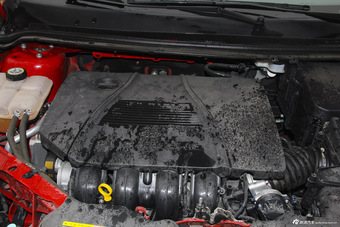 2013款福克斯两厢经典1.8L手动时尚型