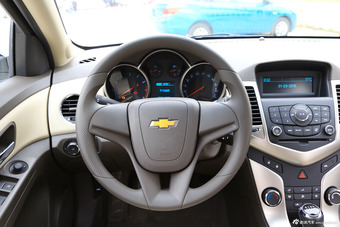 2015款科鲁兹 1.5L 手动经典 SL MT