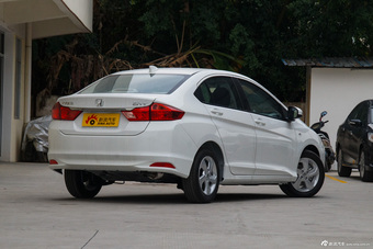 2015款锋范 1.5LCVT豪华版