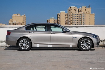 2015款宝马5系525LI领先型