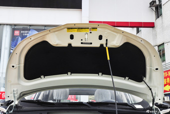 2016款比亚迪元1.5L手动豪华型