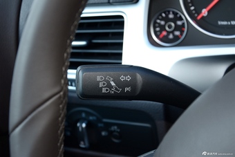 2016款途锐3.0T自动R-Line