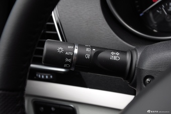 2015款哈弗H6 Coupe 2.0T手动两驱精英型