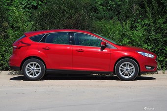 2015款福克斯两厢1.6L自动风尚型