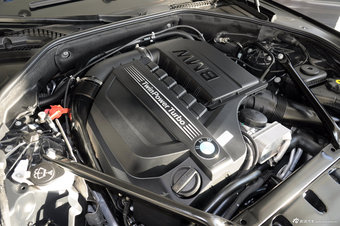 2013款宝马7系实拍