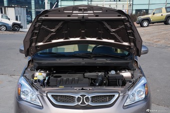 2015款绅宝D20自动两厢1.5L自动乐天版