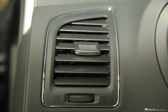 2013款天籁2.0L XL舒适版