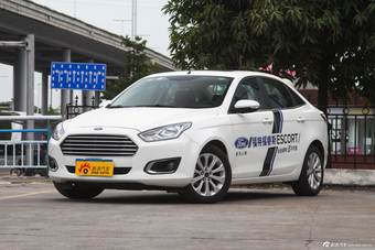 2015款福睿斯1.5L手动时尚型