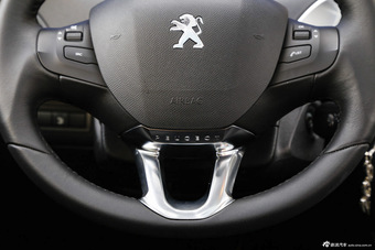 2015款东风标致308S 1.2T自动劲驰版