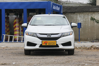 2015款锋范 1.5L手动进取版