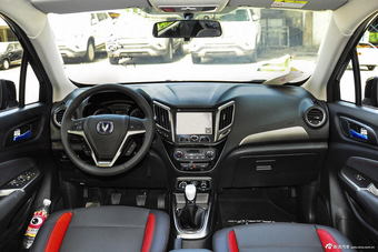 2016款长安CS15 1.5L手动豪华版图片