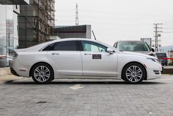 2016款林肯MKZ 2.0T自动尊雅版