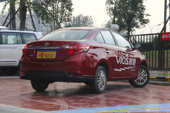 2014款威驰1.5L自动智尊版