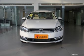 2012款迈腾1.8TSI领先型