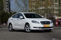 2016款奔腾B70 2.0L自动十周年纪念版