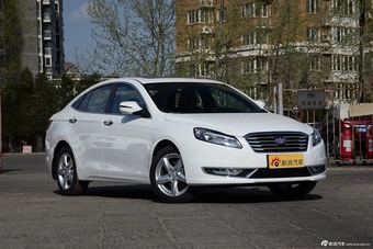 2016款奔腾B70 2.0L自动十周年纪念版