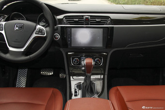 2015款众泰T600 2.0T自动尊贵型