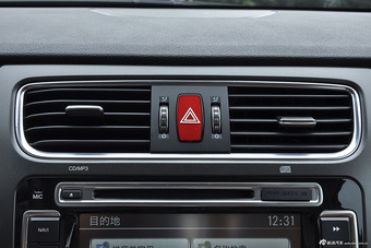 2015款哈弗H8 2.0T四驱尊贵型