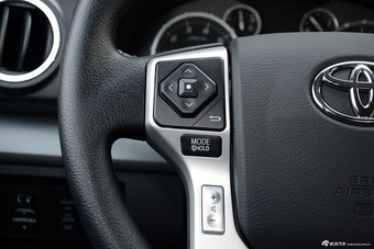 2016款坦途5.7L自动标准版