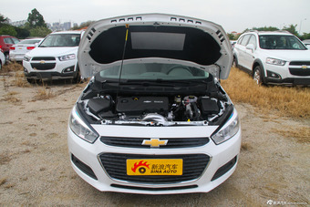 2016款科鲁兹1.5L自动时尚天窗版