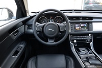 2016款捷豹XF 3.0T自动两驱风华版